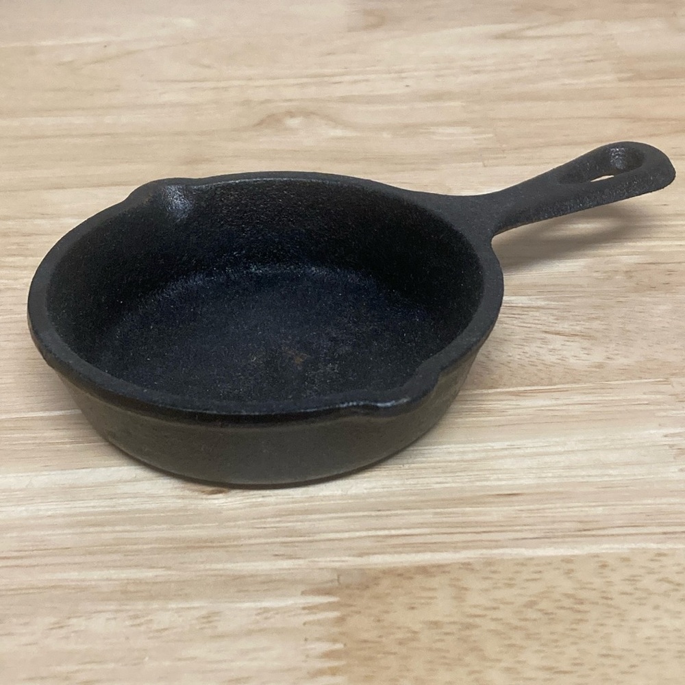 Mini Lodge Cast Iron Skillet Frying Pan